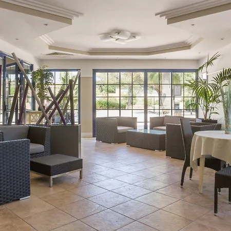 Pierre & Cannes מלון