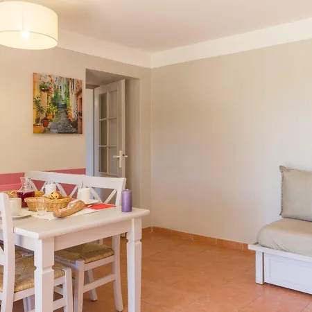 Pierre & Cannes מלון