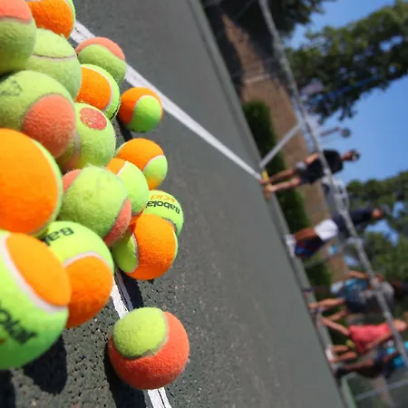 Pierre & Cannes מאנדליה-לה-נאפול