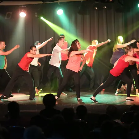 Pierre & Cannes מלון *