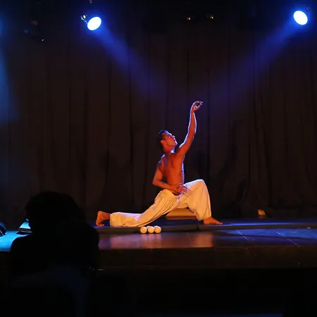 Pierre & Cannes מלון מאנדליה-לה-נאפול